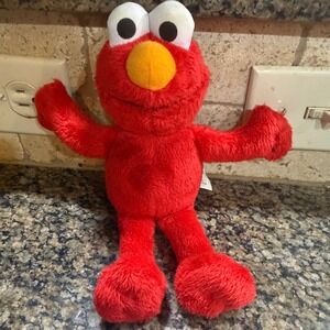 Sesame Street Elmo Plush Stuffed Animal Red Toy 2014 Publications Intl 9984940